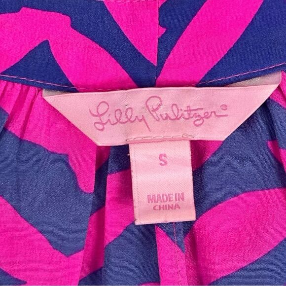 Lilly Pulitzer Moxy I Got Lucky Pink Blue Print Silk Blouse Women’s Size Small - Picture 5 of 9